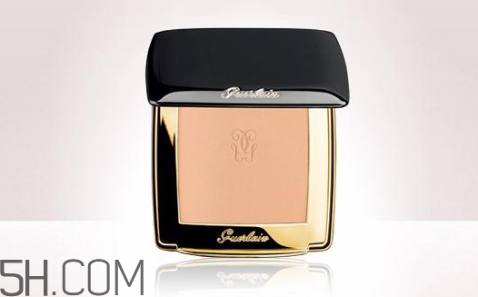 粉餅?zāi)膫€牌子好用？粉餅復(fù)原的注意事項