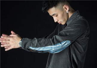 燈芯絨衣服怎么洗？燈芯絨衣服能用洗衣機(jī)洗嗎？