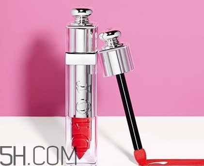 草莓紅口紅是什么顏色？草莓紅口紅效果圖