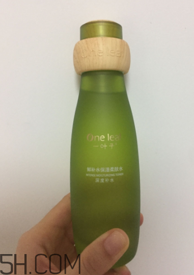 一葉子鮮補(bǔ)水柔膚水怎么樣？一葉子鮮補(bǔ)水柔膚水好用嗎？