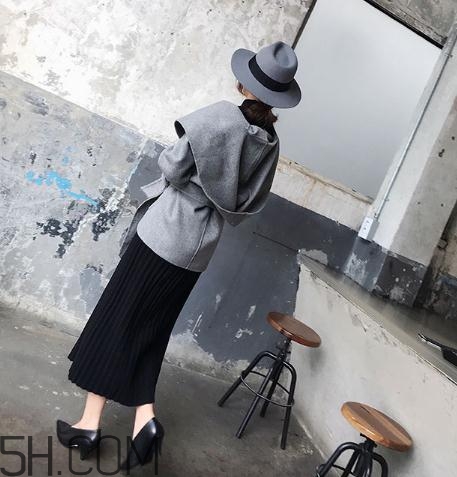 羊皮鞋會越穿越松嗎？羊皮鞋小了半碼怎么辦？