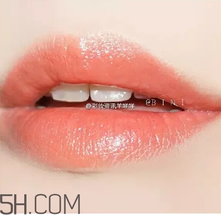 ysl哪個(gè)顏色顯白？ysl方管13適合黃皮嗎？