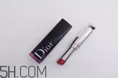 迪奧740和999哪個(gè)好看？dior740和迪奧999對(duì)比