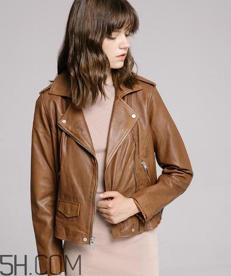 羊皮衣服有味怎么去除？羊皮衣服破了怎么辦？