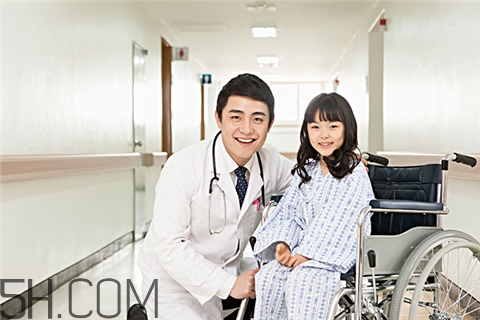 骨折能吃魚嗎？骨折能吃螃蟹嗎？