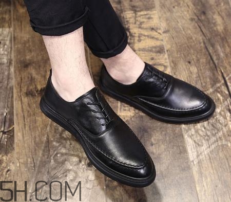 牛皮鞋子臟了怎么清洗？牛皮鞋子怎么清洗表面？