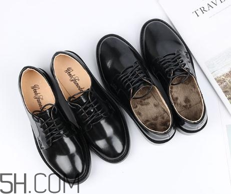 牛皮鞋子發(fā)霉怎么清洗？牛皮鞋子變黃怎么清洗？