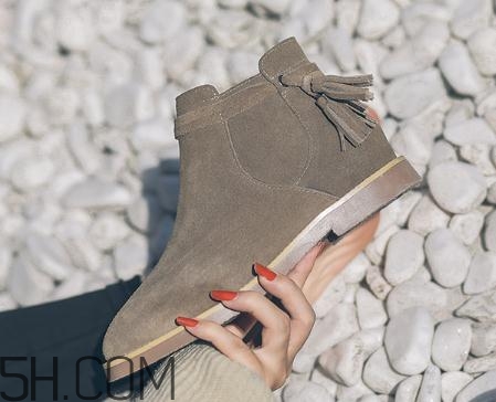 磨砂皮鞋子掉色怎么辦？磨砂鞋子發(fā)白怎么辦？