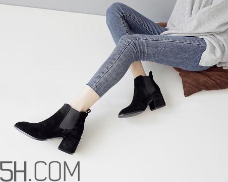 磨砂鞋子可以用水洗嗎？磨砂皮鞋用水洗會(huì)怎樣？