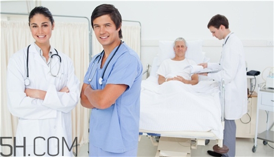 骨折用的鋼板多少錢？骨折用鋼板好還是鋼釘好？