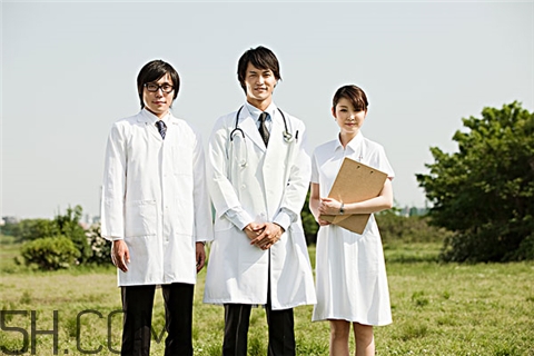 骨折做牽引疼嗎？骨折做牽引怎么回事？