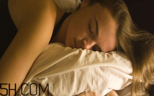 整晚睡不著怎么辦？如何快速進入睡眠狀態(tài)？