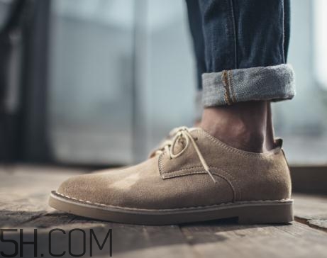 反絨皮鞋怎么清洗？反絨皮鞋可以用水洗嗎？