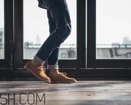 反絨皮鞋怎么清洗？反絨皮鞋可以用水洗嗎？