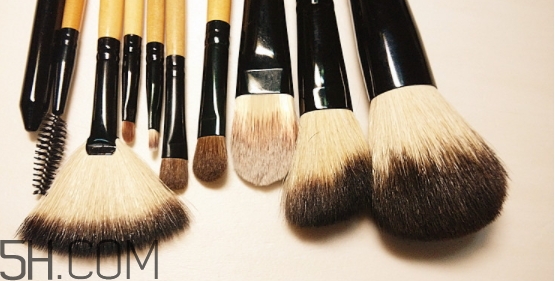 美麗工匠化妝刷好用嗎？美麗工匠化妝刷多少錢？