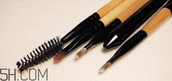 美麗工匠化妝刷好用嗎？美麗工匠化妝刷多少錢？