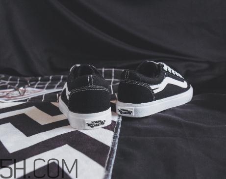 板鞋可以用來(lái)跑步嗎？板鞋可以打籃球嗎？