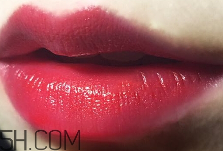 草莓紅口紅哪個(gè)牌子好？草莓紅口紅推薦