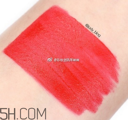 ysl啞光唇釉1號(hào)是什么顏色？ysl啞光霧面唇釉哪個(gè)顏色最火？