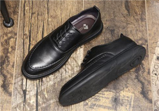 牛皮鞋子臟了怎么清洗？牛皮鞋子怎么清洗表面？