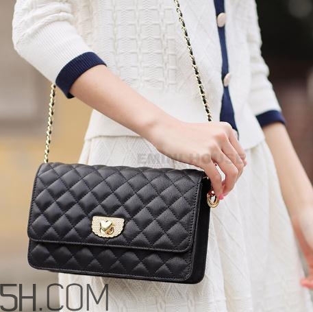 羊皮包包磨損怎么辦？羊皮包包染色了怎么辦？