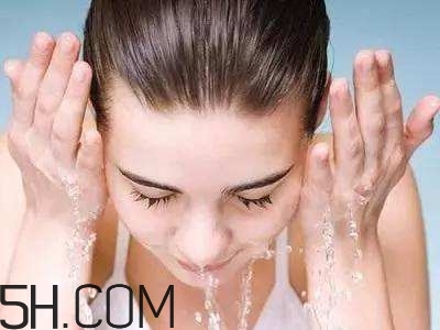 為什么會長紅血絲？怎么通過健康的食療去除紅血絲？