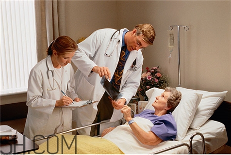 抑郁癥要怎么治療？抑郁癥要注意什么？