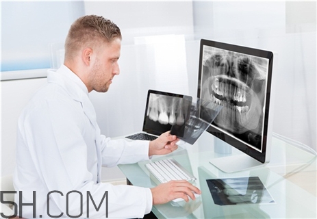 抑郁癥要做哪些檢查？抑郁癥要掛哪個(gè)科室？