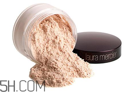 散粉的正確使用順序 只涂bb霜要不要定妝 散粉的正確使用順序 只涂bb霜要不要定妝