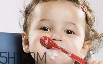 什么樣的人比較適合喝酸奶？酸奶喝多了會上火嗎？