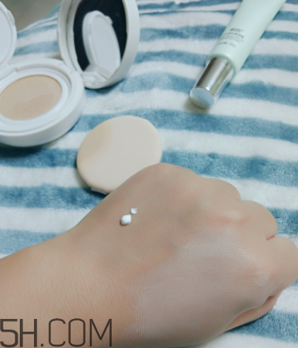 韓后氣墊cc霜怎么樣_有熒光劑嗎 韓后氣墊cc霜怎么樣_有熒光劑嗎