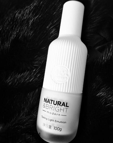 春紀(jì)素顏乳怎么用？春紀(jì)素顏乳使用方法