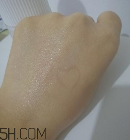 春紀(jì)素顏乳怎么用？春紀(jì)素顏乳使用方法