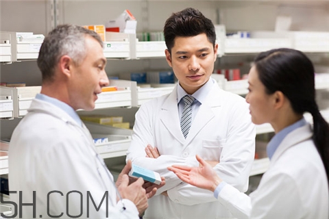 抑郁癥怎么自我調(diào)節(jié) 抑郁癥怎么得的？