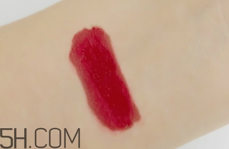 mac草莓紅適合黃皮嗎？mac草莓紅好看嗎？