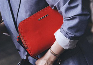 牛皮包包會很硬嗎？牛皮包包皺了怎么辦？