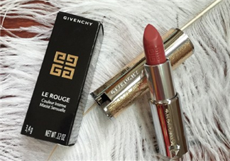 紀(jì)梵希小羊皮金管多少錢？紀(jì)梵希小羊皮國(guó)內(nèi)專柜價(jià)