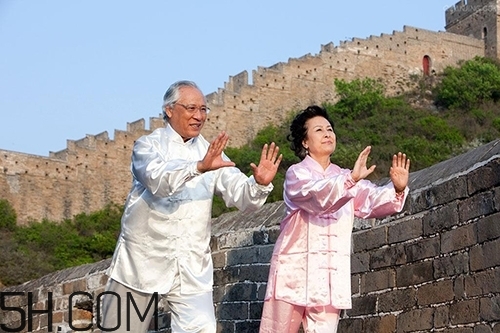 冬季老年人如何養(yǎng)生？老年人養(yǎng)生的注意事項(xiàng)是什么？