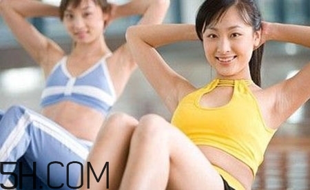 腰椎不舒服怎么辦？怎么預(yù)防腰椎間盤突出？