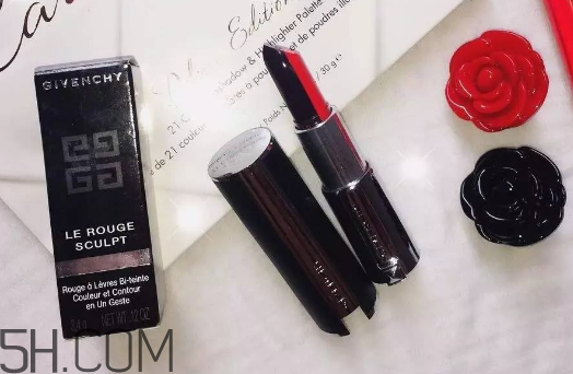 紀(jì)梵希雙色口紅怎么涂？紀(jì)梵希雙色口紅試色