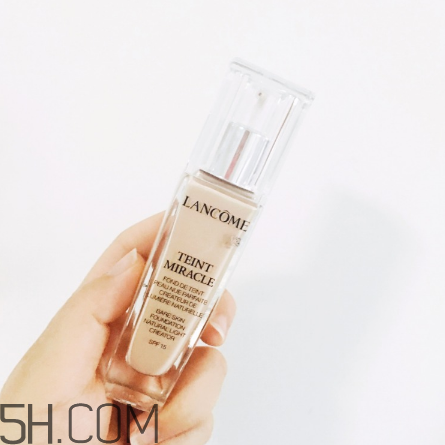 蘭蔻奇跡薄紗粉底液好用嗎？蘭蔻奇跡薄紗粉底液多少錢？