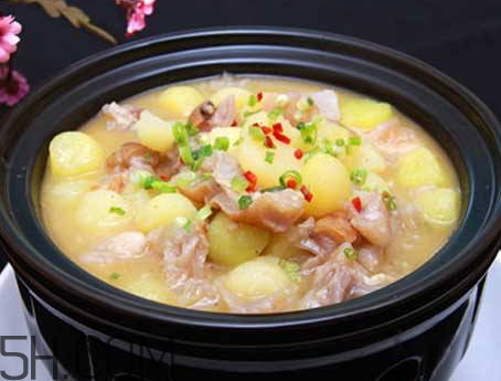 豬蹄湯為什么不白 豬蹄為什么那么白 豬蹄湯為什么不白 豬蹄為什么那么白