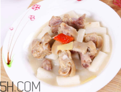 豬蹄可以和山藥一起燉嗎 豬蹄能和山藥一起煮嗎 豬蹄可以和山藥一起燉嗎 豬蹄能和山藥一起煮嗎