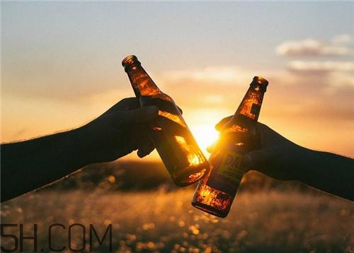 什么時候喝藥酒比較好？喝藥酒有什么禁忌？