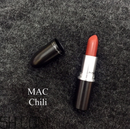 mac小辣椒干不干？mac小辣椒是滋潤還是啞光