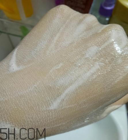 春紀(jì)洗面奶好用嗎？春紀(jì)潔面乳評(píng)測(cè)