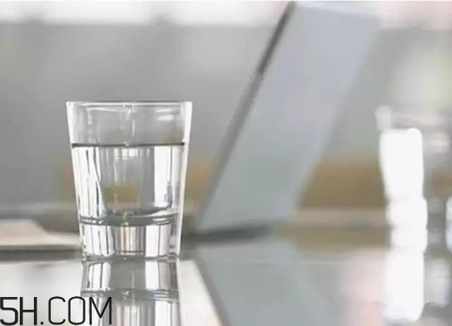 晚上起夜尿多是怎么回事？如何減少起夜次數(shù)？