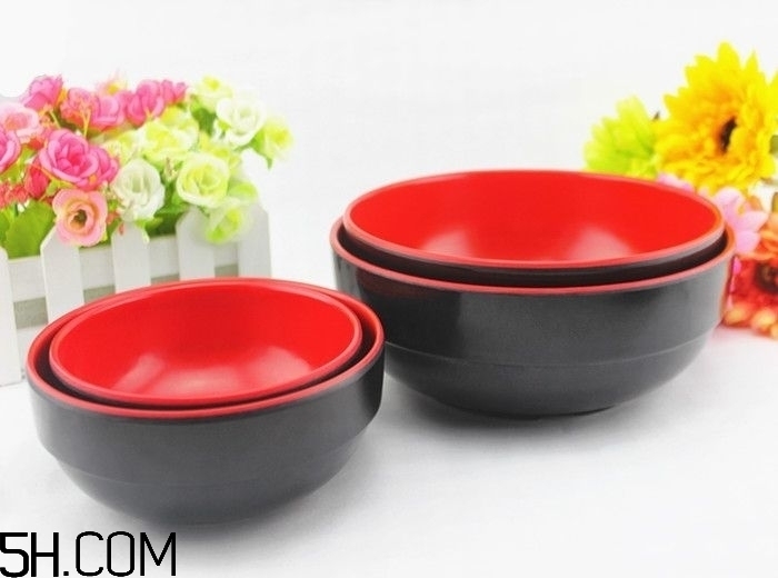 什么是仿瓷碗？仿瓷碗是塑料碗嗎？