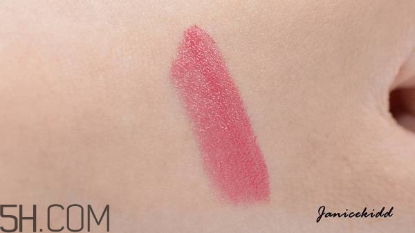 紀(jì)梵希禁忌之吻哪個(gè)顏色好看？紀(jì)梵希熱門口紅色號試色推薦