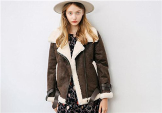 羊羔絨是什么面料？羊羔絨和海貍絨哪個(gè)好？